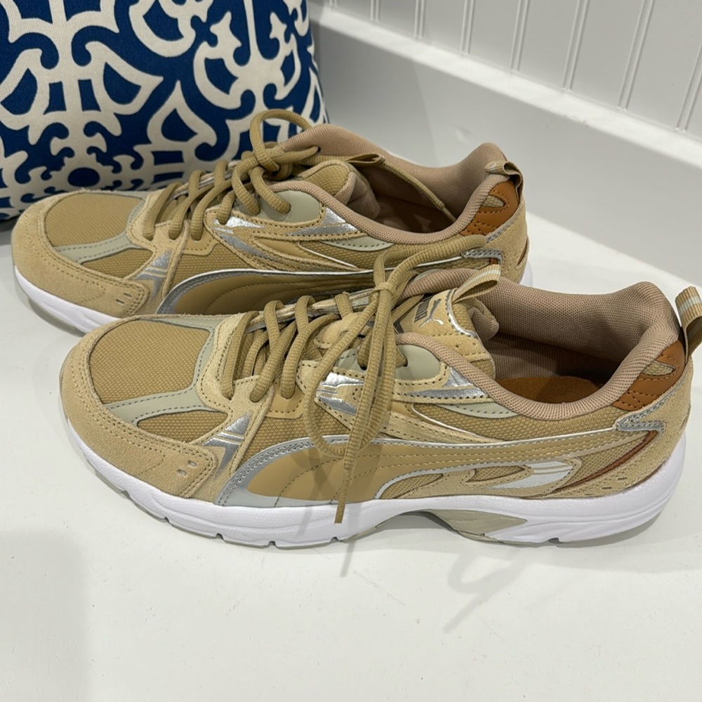 NWOB Puma MILENIO TECH RUNNING SHOE-11